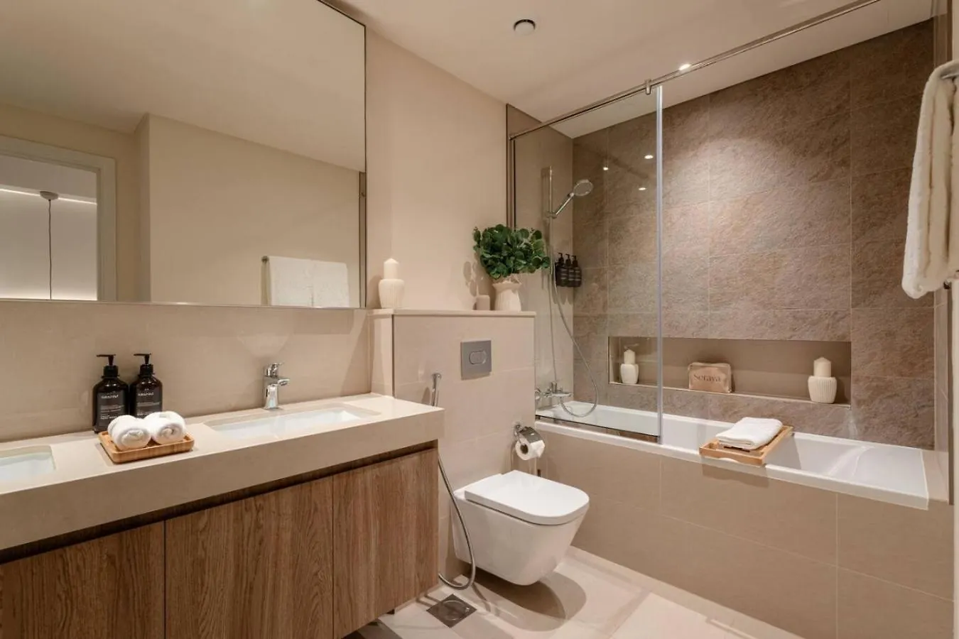 Seraya Residence 12 - 3Bdr - Private Sauna And Hot Tub With View Ντουμπάι